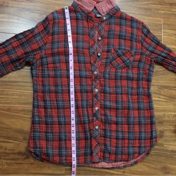 Sandra Ingrish Red Gray Plaid Soft Gauzy Button Down Shirt Size Large Cabincore - Picture 13 of 14